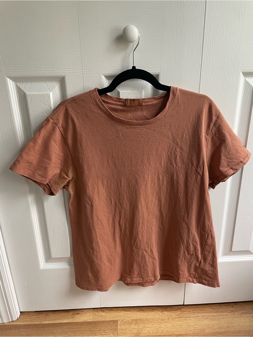 Nuuds Crewneck Tee in Dusty Rose